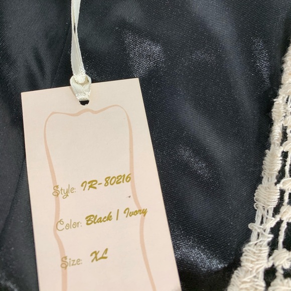 Isabella Rodriguez Tank Top Camisole Ruffle Sz: XL - Picture 8 of 8